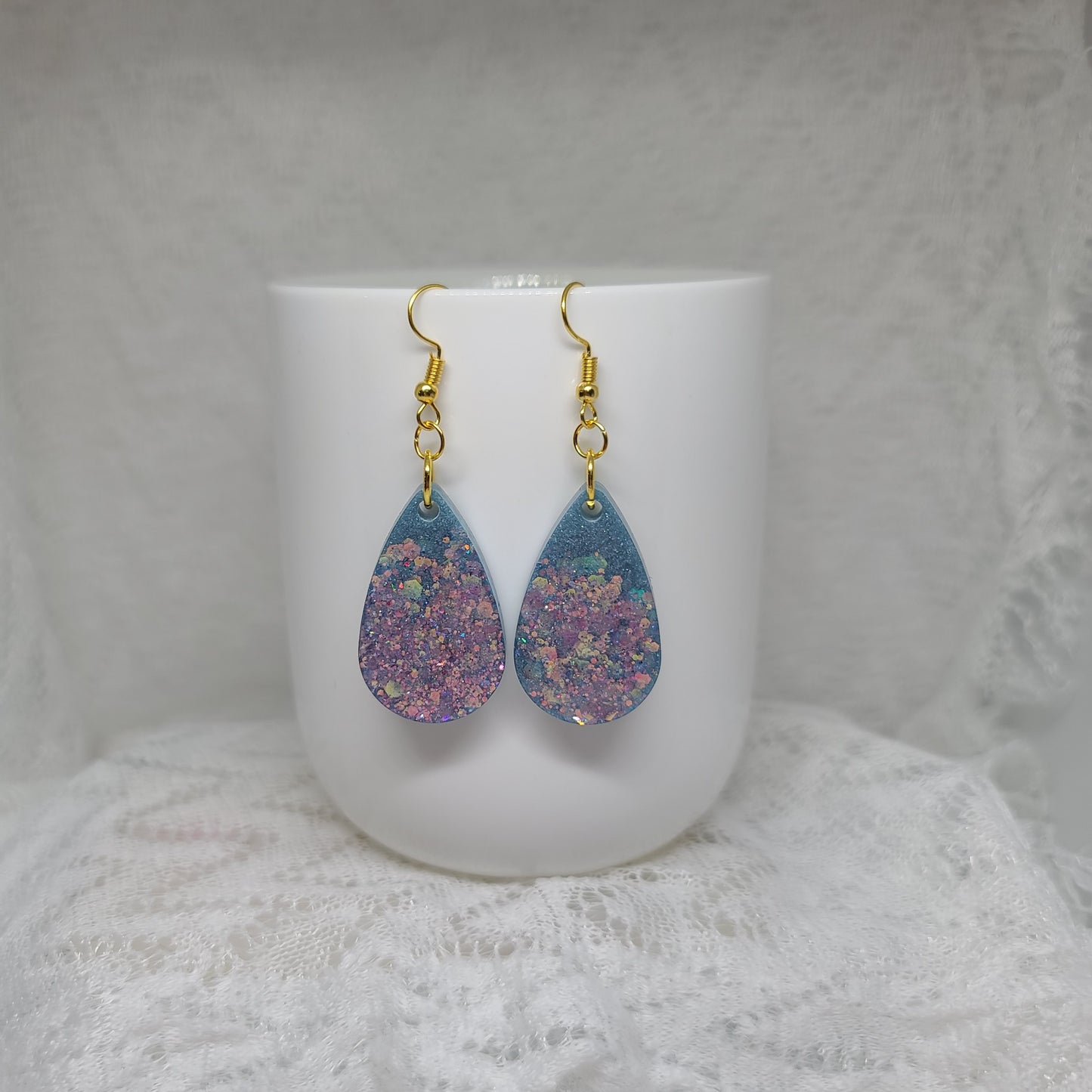 Blue & Iridescent Pink Teardrop Dangle Earrings