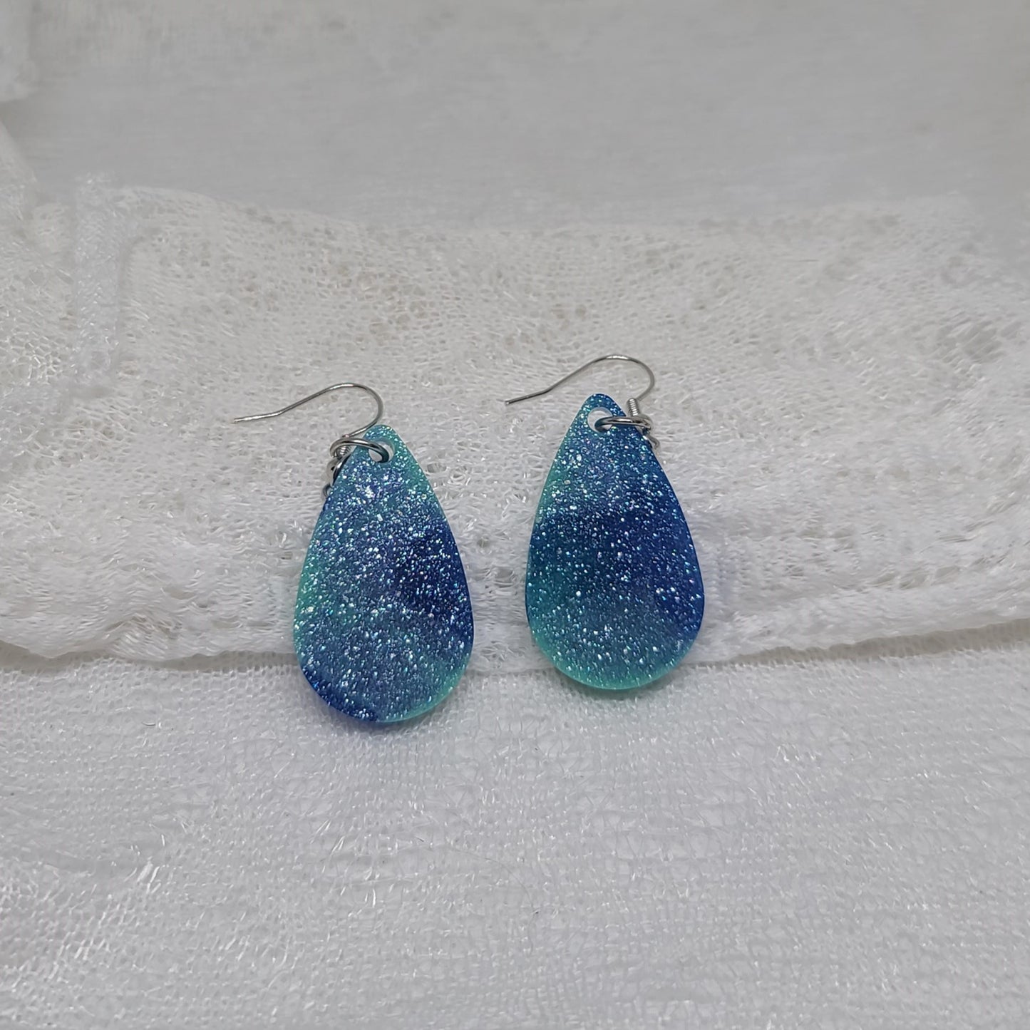 Blue Two-Tone Glitter Teardrop Earrings